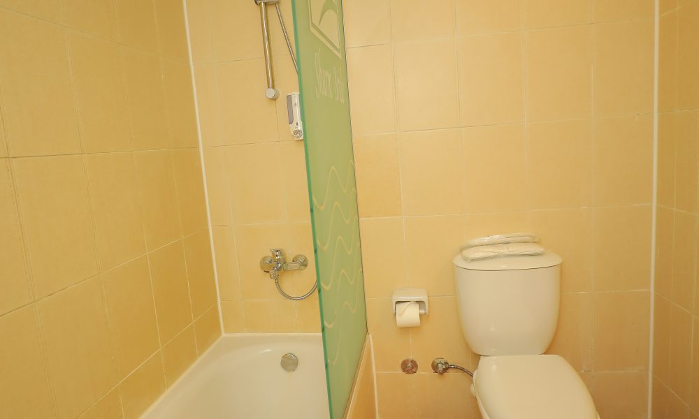 Pool View Room 7
